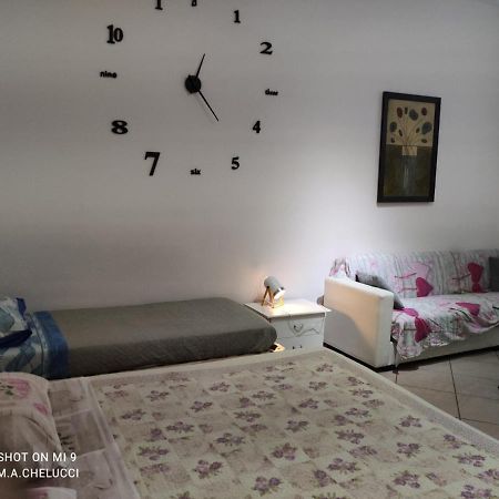 Casa L'Abbraccio Apartment ลีวอร์โน ภายนอก รูปภาพ