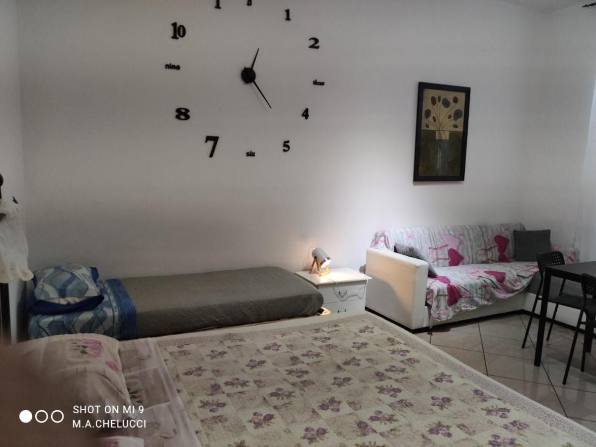 Casa L'Abbraccio Apartment ลีวอร์โน ภายนอก รูปภาพ