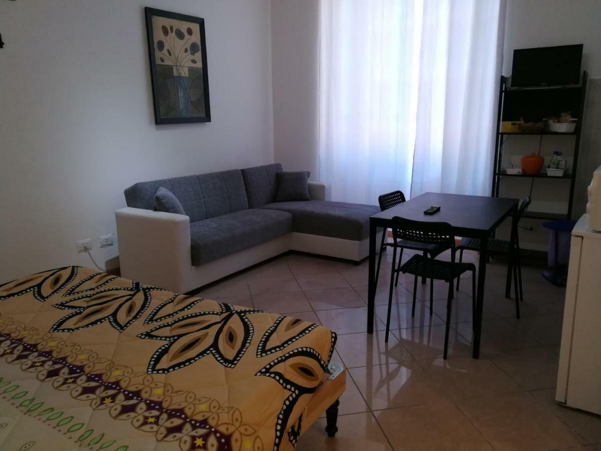 Casa L'Abbraccio Apartment ลีวอร์โน ภายนอก รูปภาพ